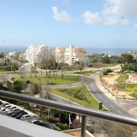 Algarve Retreat, Beautiful One Bed At Oa Apartment Portimão