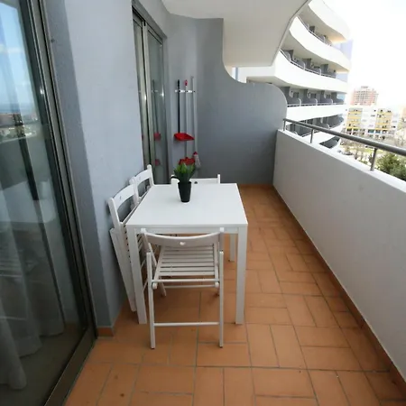 Apartment Algarve Retreat, Beautiful One Bed At Oa Portimao