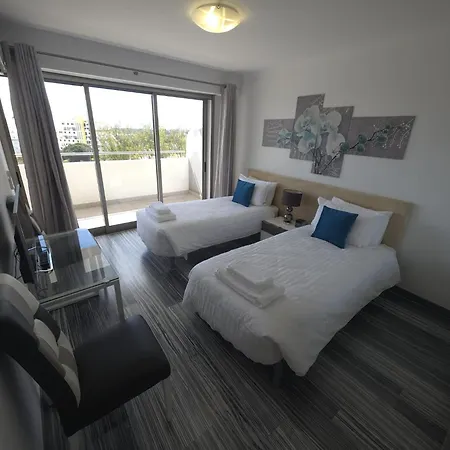 Pt Lux Collection At Oa Apartment *