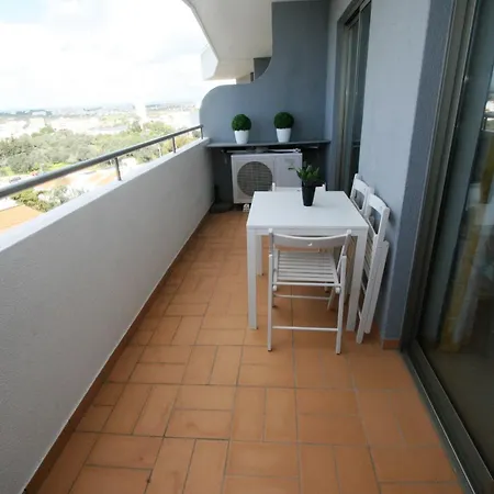 Algarve Retreat, Beautiful One Bed At Oa Appartamento Portimão